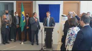 Bolsonaro diz no Bahrein que Brasil se comportou 'muito bem' no combate à Covid; país soma 611 mil mortes